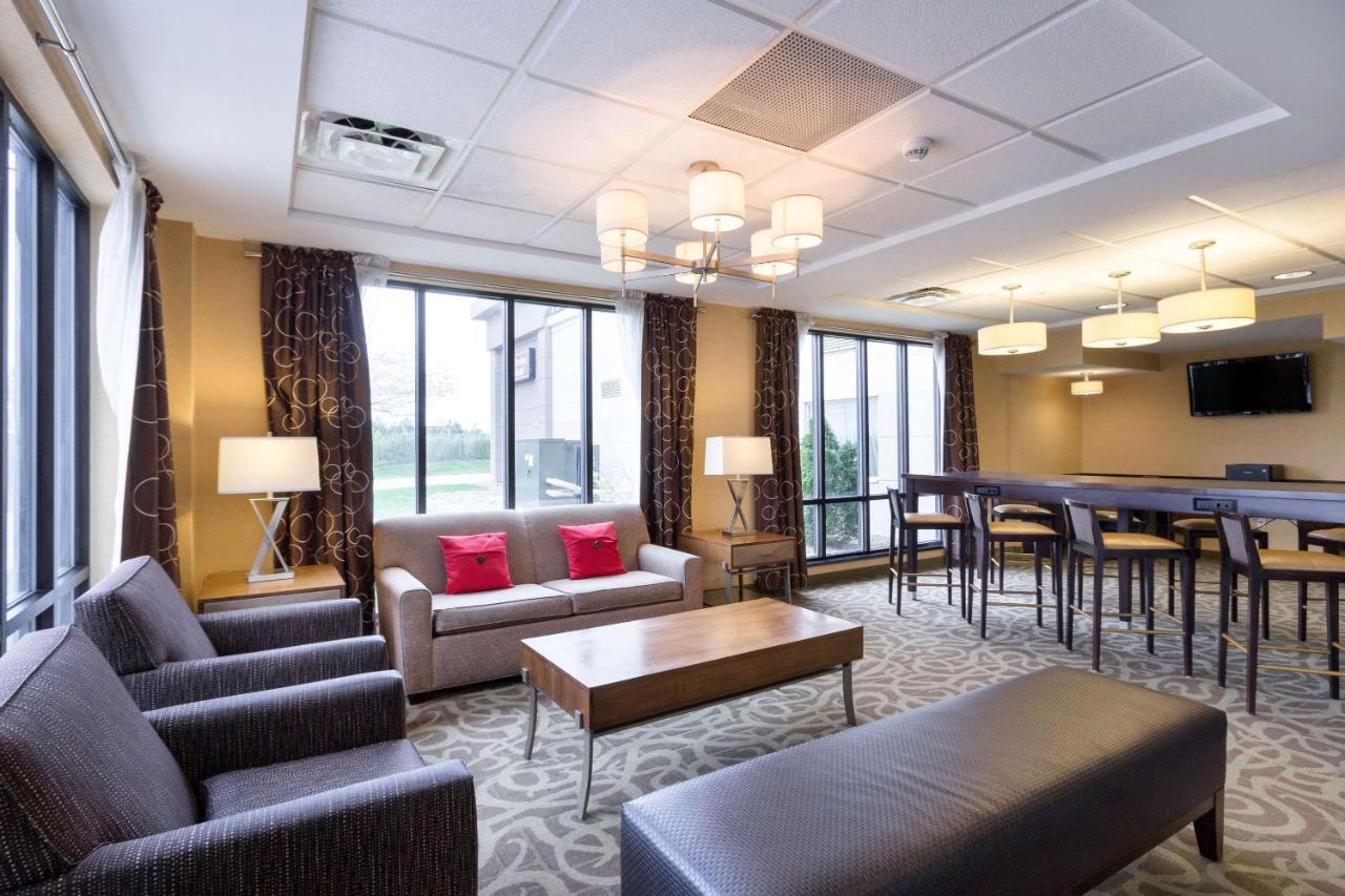 Clarion Hotel Beachwood-Cleveland Екстер'єр фото